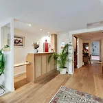 Louisa Hotel Paris